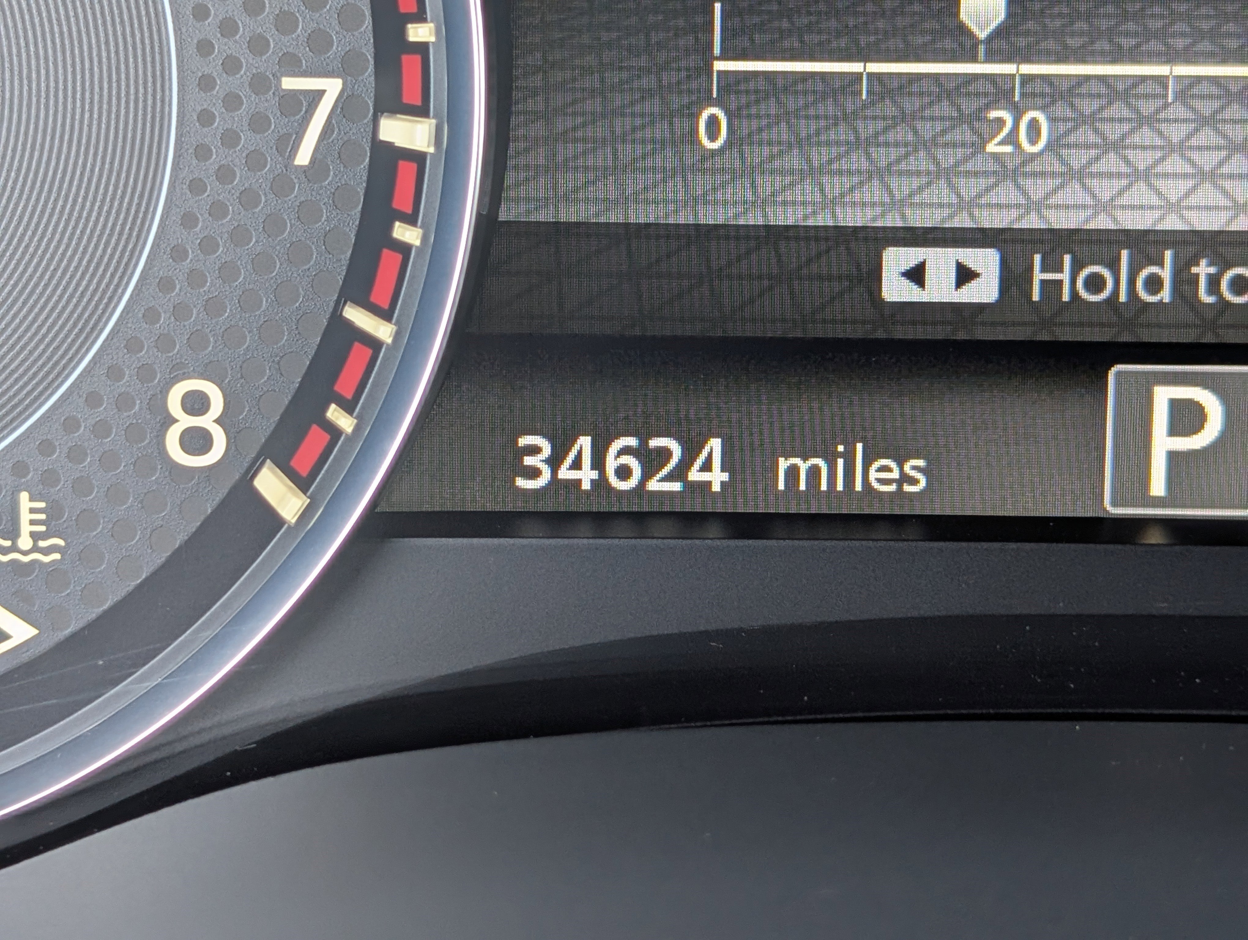 Used 2023 Nissan Armada SL w/ Midnight Edition Package image 26