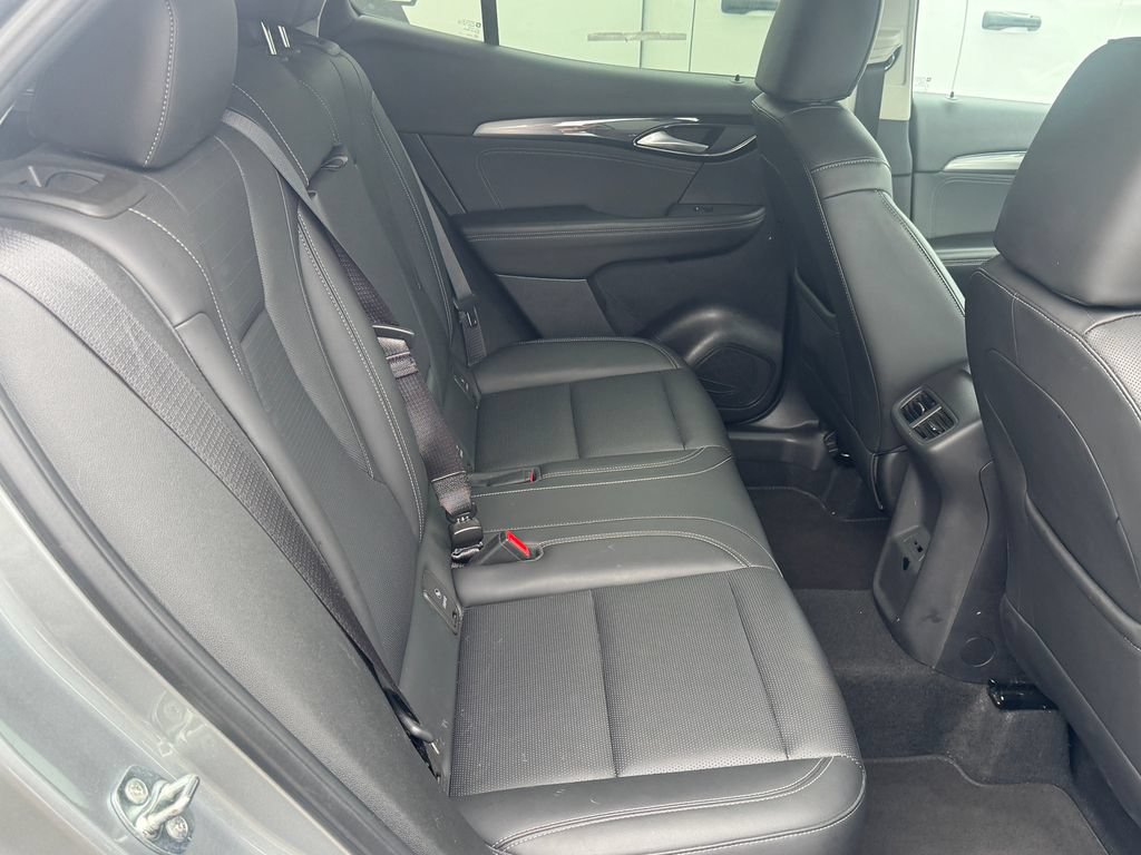 Used 2024 Buick Envision Preferred AWD/4WD image 32