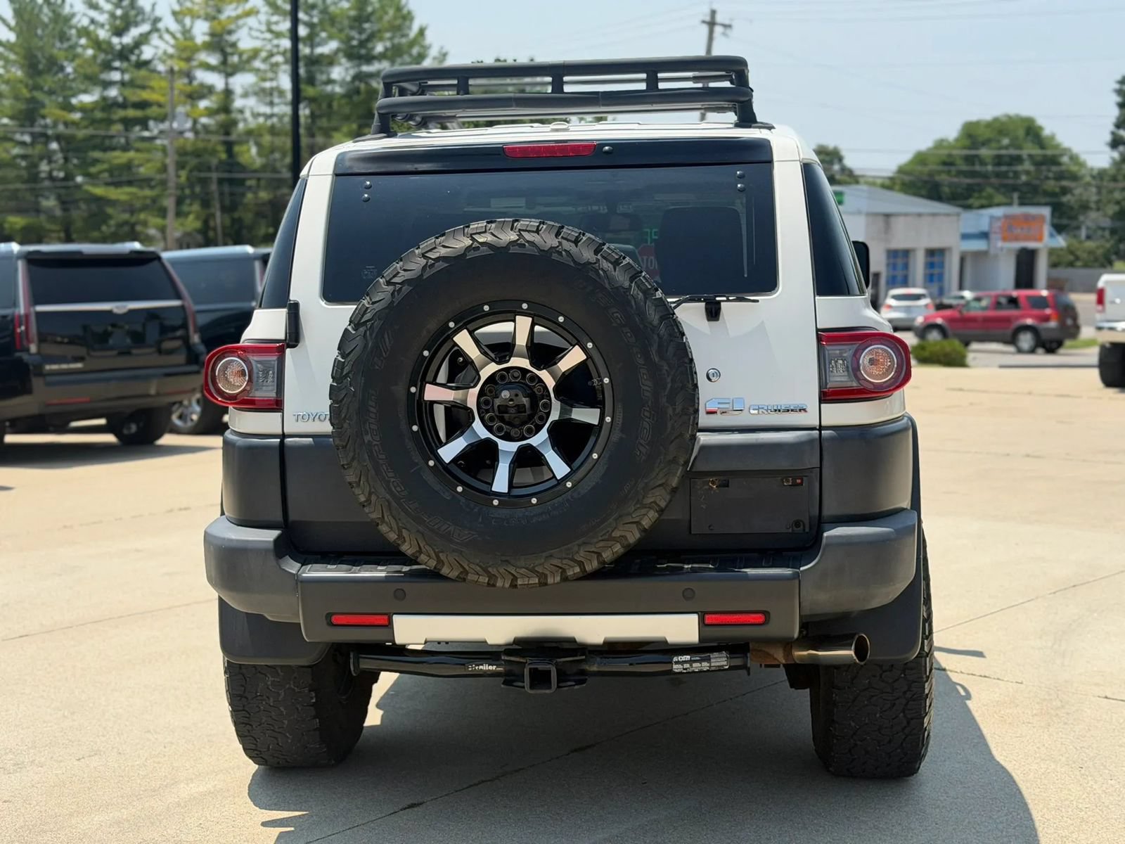 Used 2012 Toyota FJ Cruiser 4WD w/ Upgrade Pkg image 3