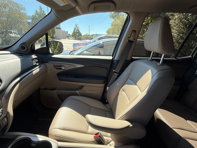 Used 2023 Honda Ridgeline RTL-E image 12