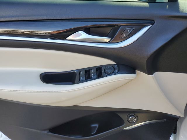 Used 2022 Buick Enclave Essence image 15