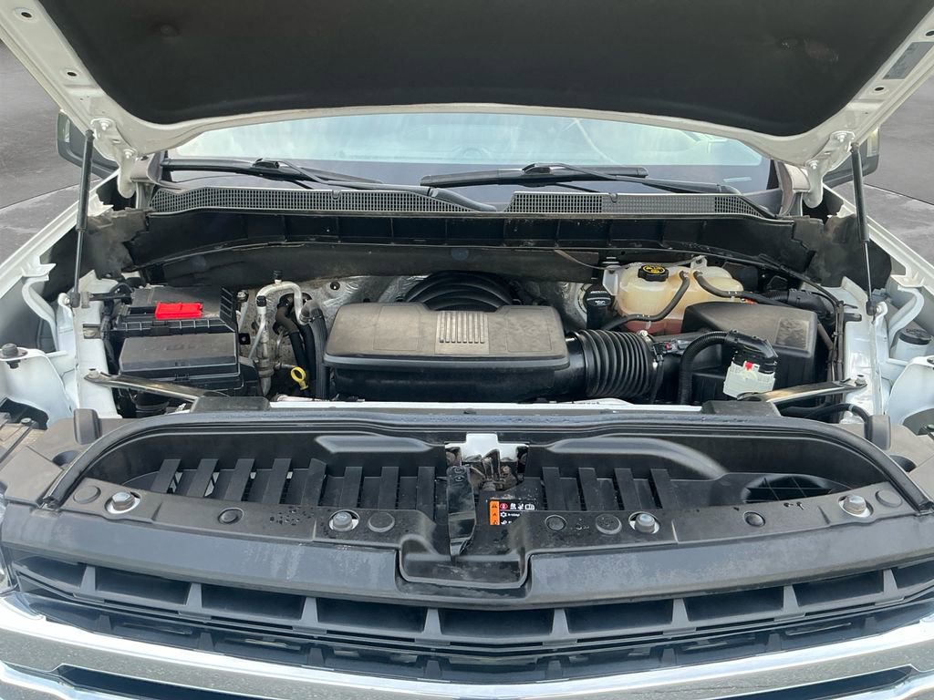 Used 2022 Chevrolet Silverado 1500 LT w/ Work Truck Package image 7