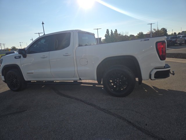 Used 2022 GMC Sierra 1500 Elevation w/ X31 Off-Road Package AWD/4WD image 14