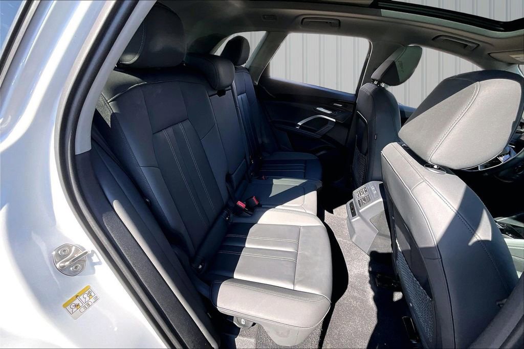 Used 2025 Audi Q5 Premium Plus w/ Premium Plus image 25