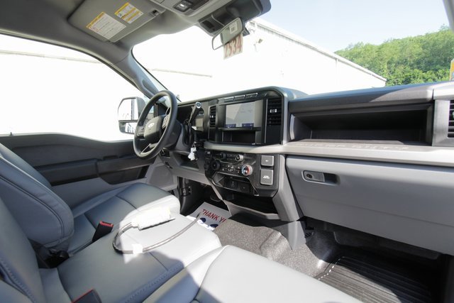 New 2024 Ford F350 XL w/ XL Off-Road Package image 29