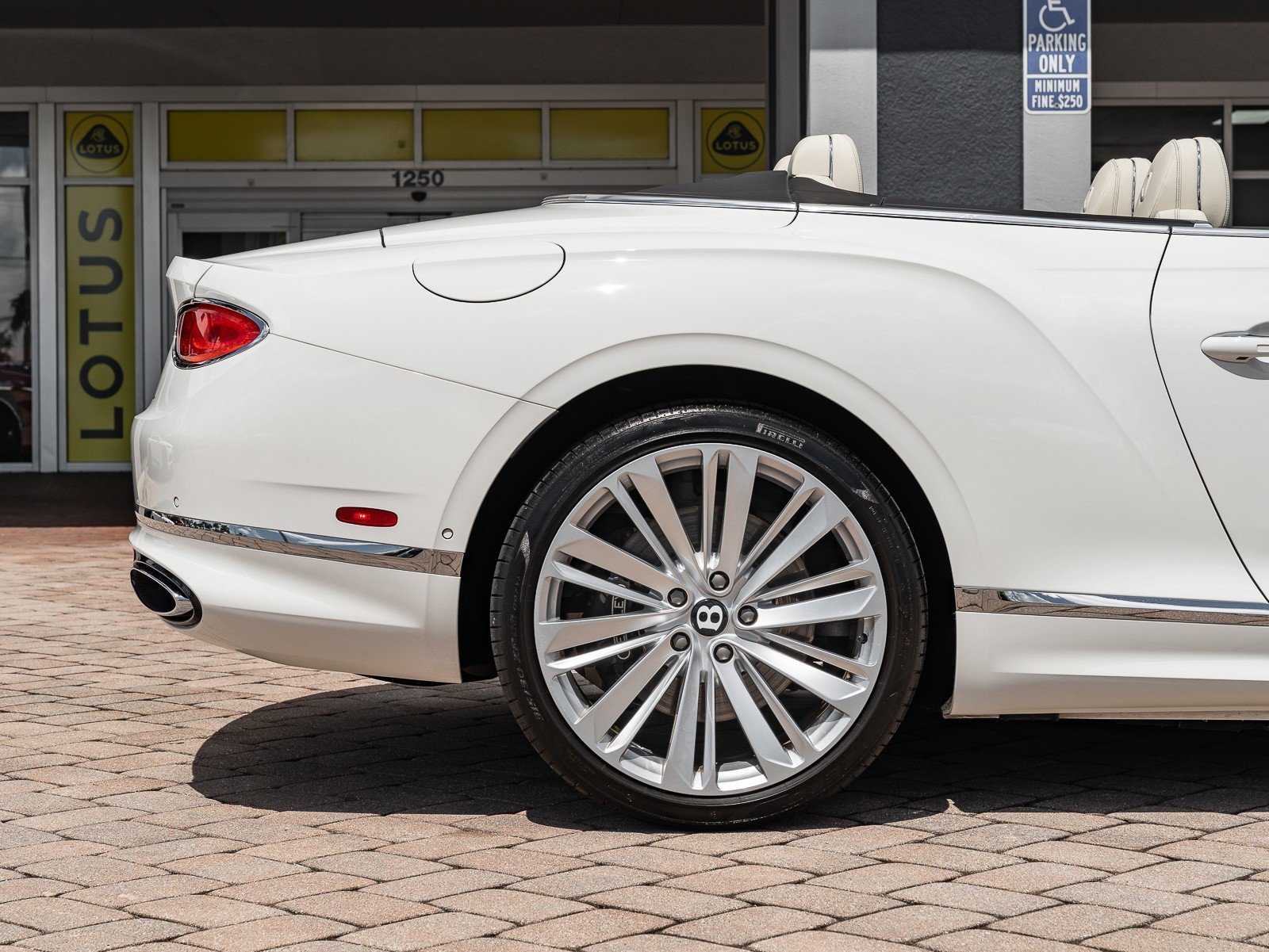 Used 2022 Bentley Continental GT Speed image 26