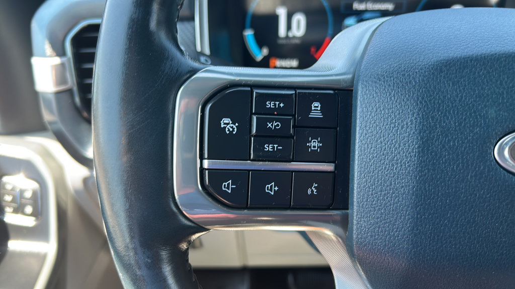 Used 2022 Ford F150 Limited AWD/4WD image 16