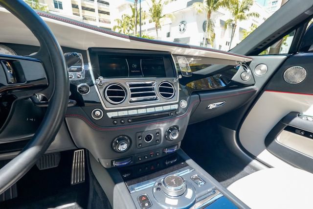 Used 2018 Rolls-Royce Dawn image 66