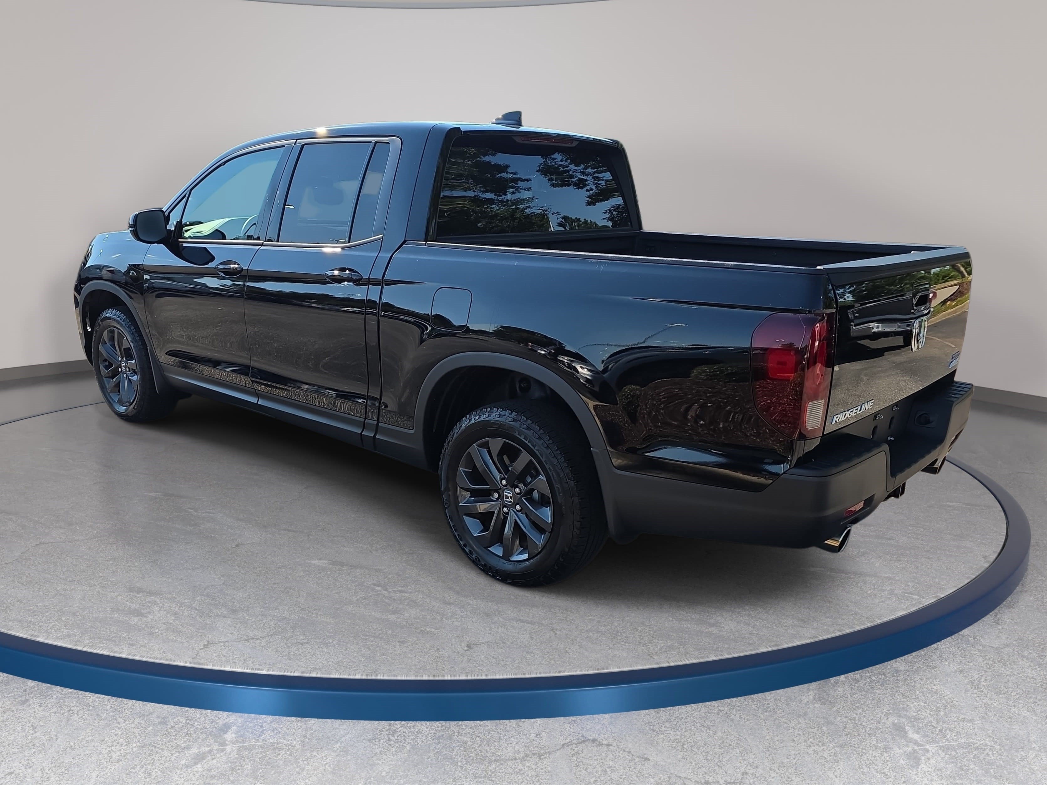 Certified 2023 Honda Ridgeline Sport image 7