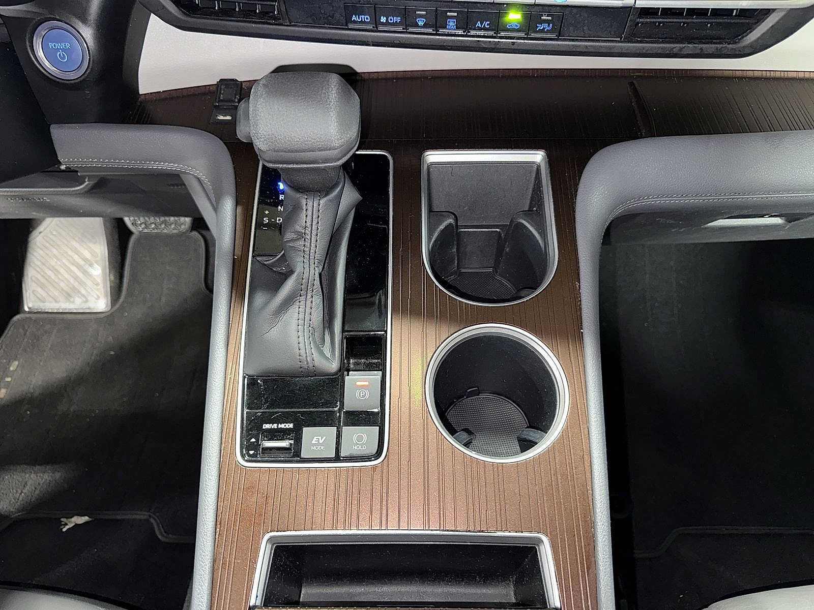 Used 2022 Toyota Sienna LE FWD image 31