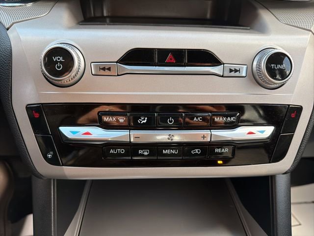 Used 2023 Ford Explorer XLT w/ Equipment Group 202A image 26