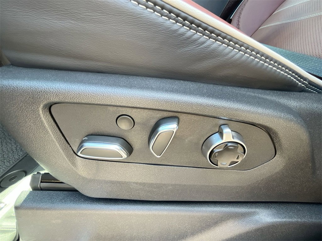 New 2026 GMC Sierra 1500 Denali Ultimate image 14