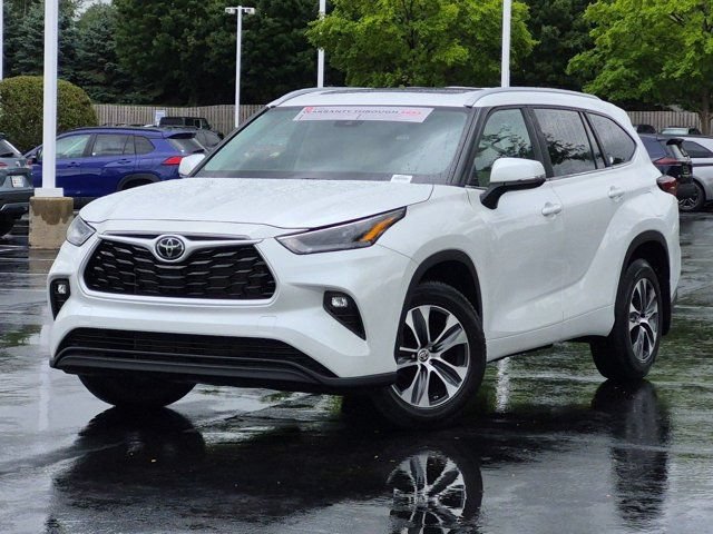 Certified 2024 Toyota Highlander XLE AWD/4WD video 2