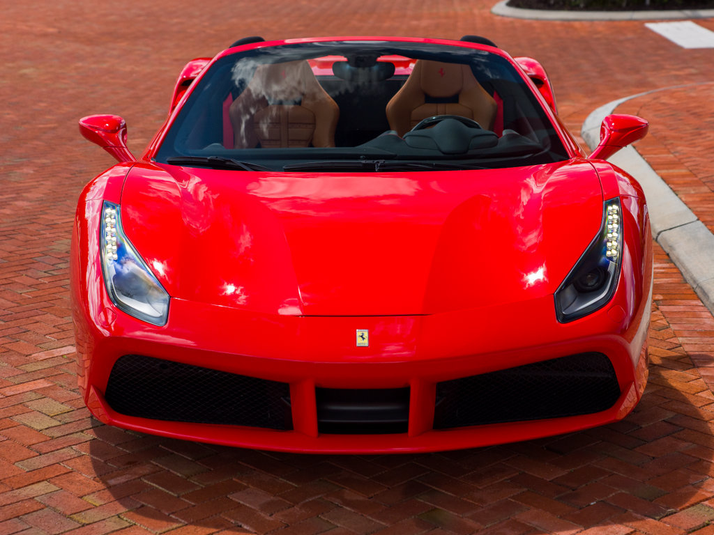 Used 2019 Ferrari 488 Spider RWD image 8