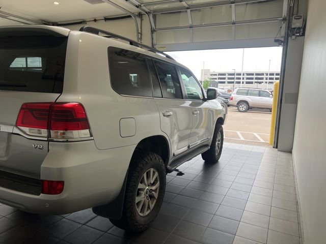 Used 2016 Toyota Land Cruiser AWD/4WD image 6