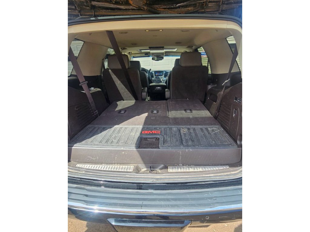 Used 2017 GMC Yukon Denali w/ Open Road Package image 10
