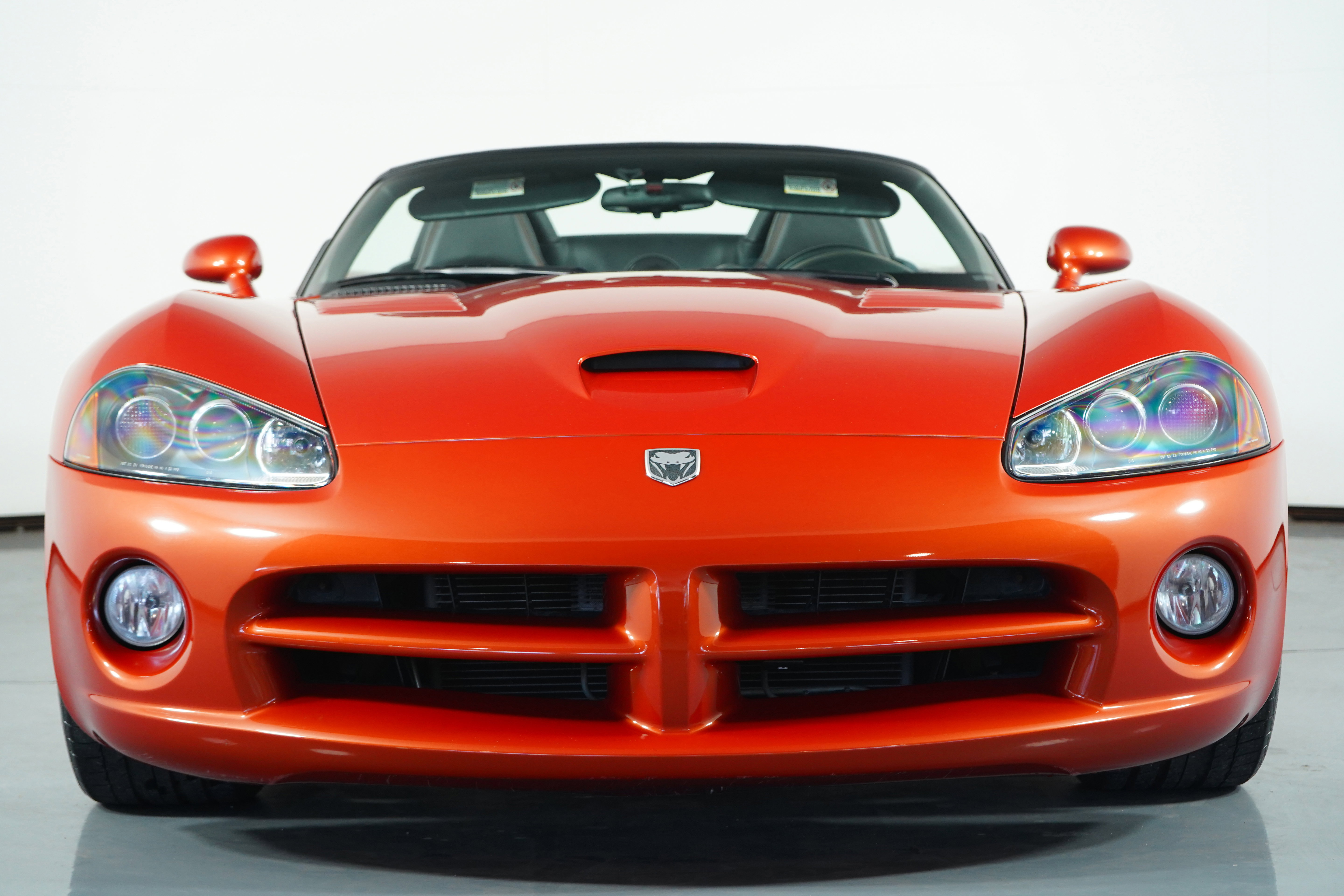 Used 2005 Dodge Viper SRT-10 w/ Copperhead Edition Group image 25