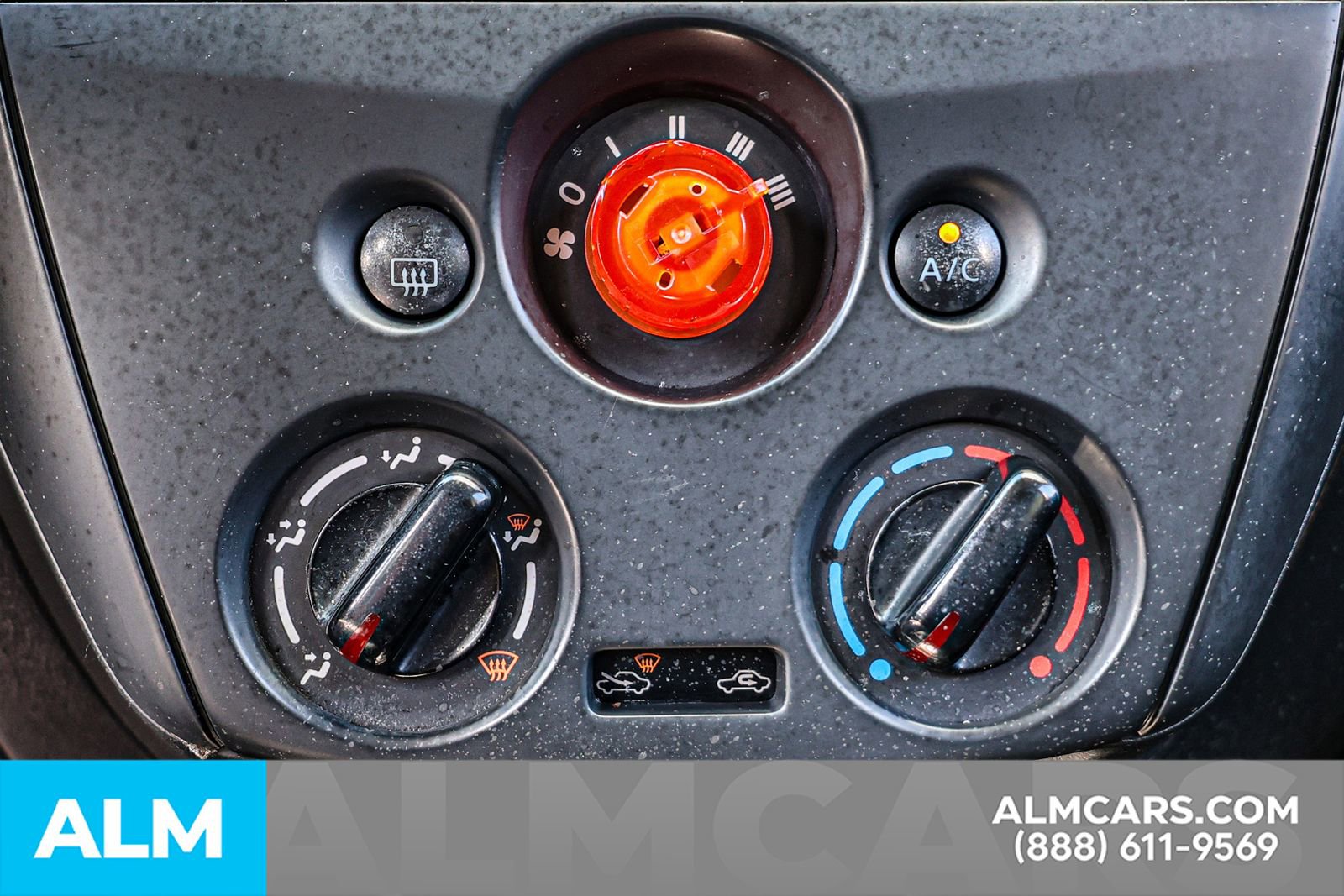 Used 2017 Nissan Versa S Plus image 35