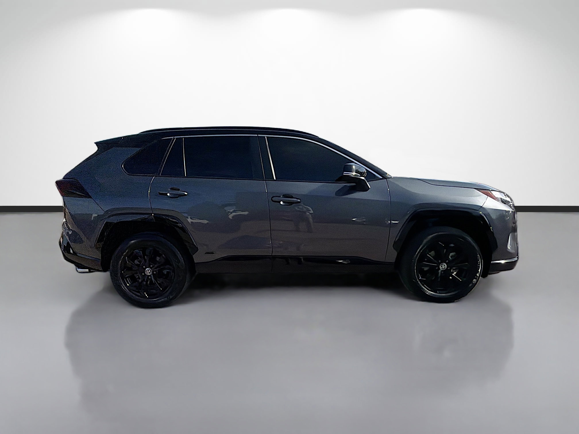 Used 2025 Toyota RAV4 XSE w/ Advanced Technology Package image 2