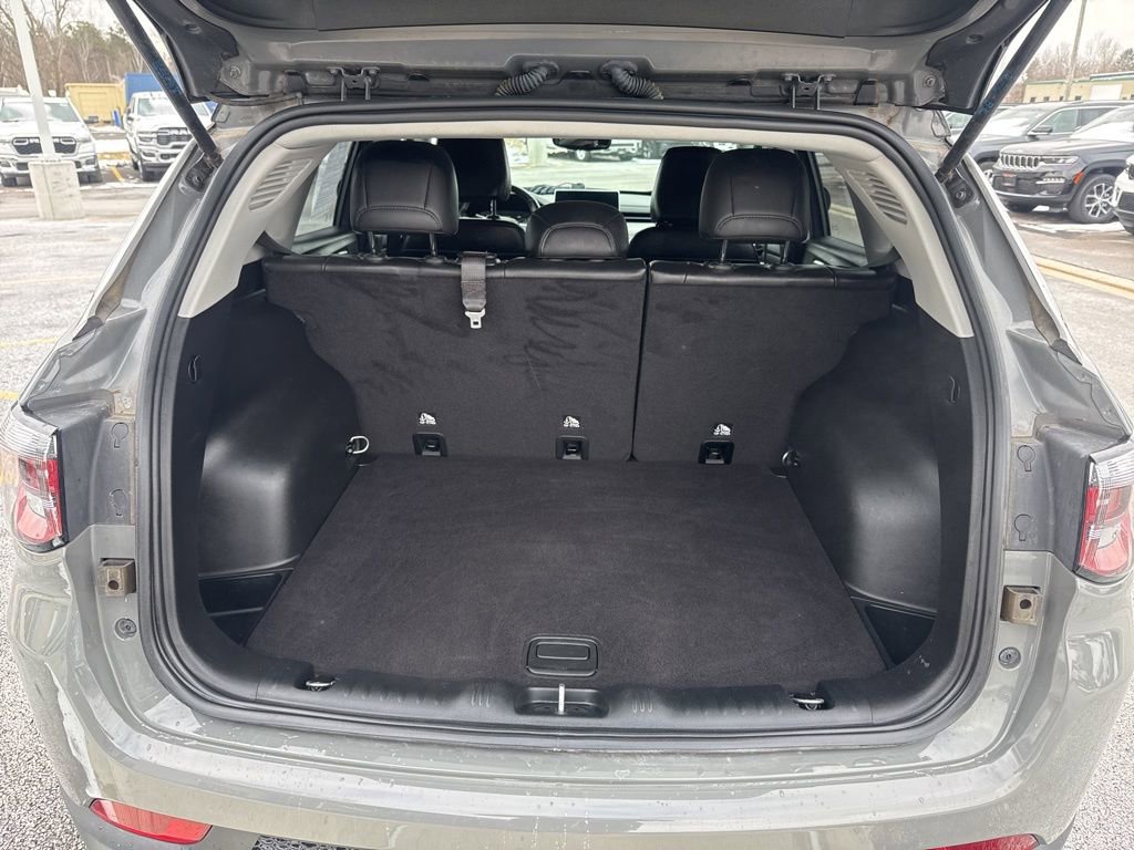 Used 2022 Jeep Compass Limited image 15