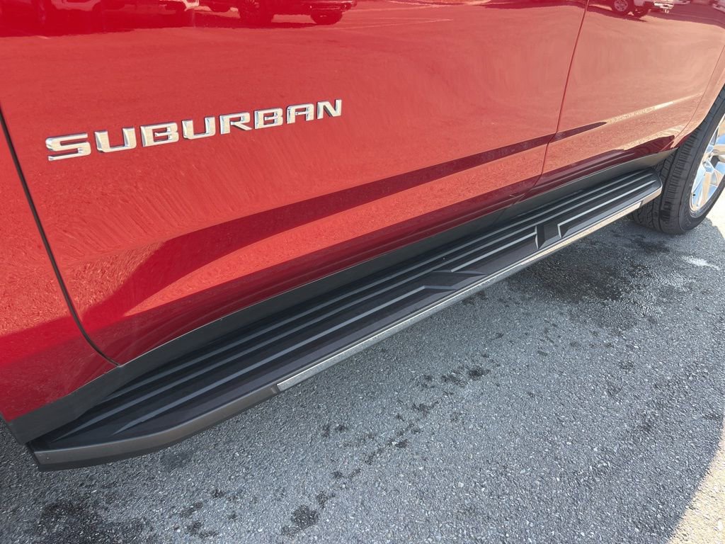 New 2026 Chevrolet Suburban Premier image 4