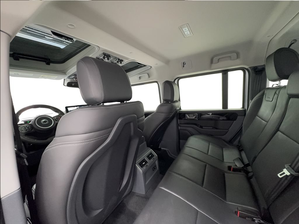 Used 2024 INEOS Grenadier Station Wagon AWD/4WD image 26