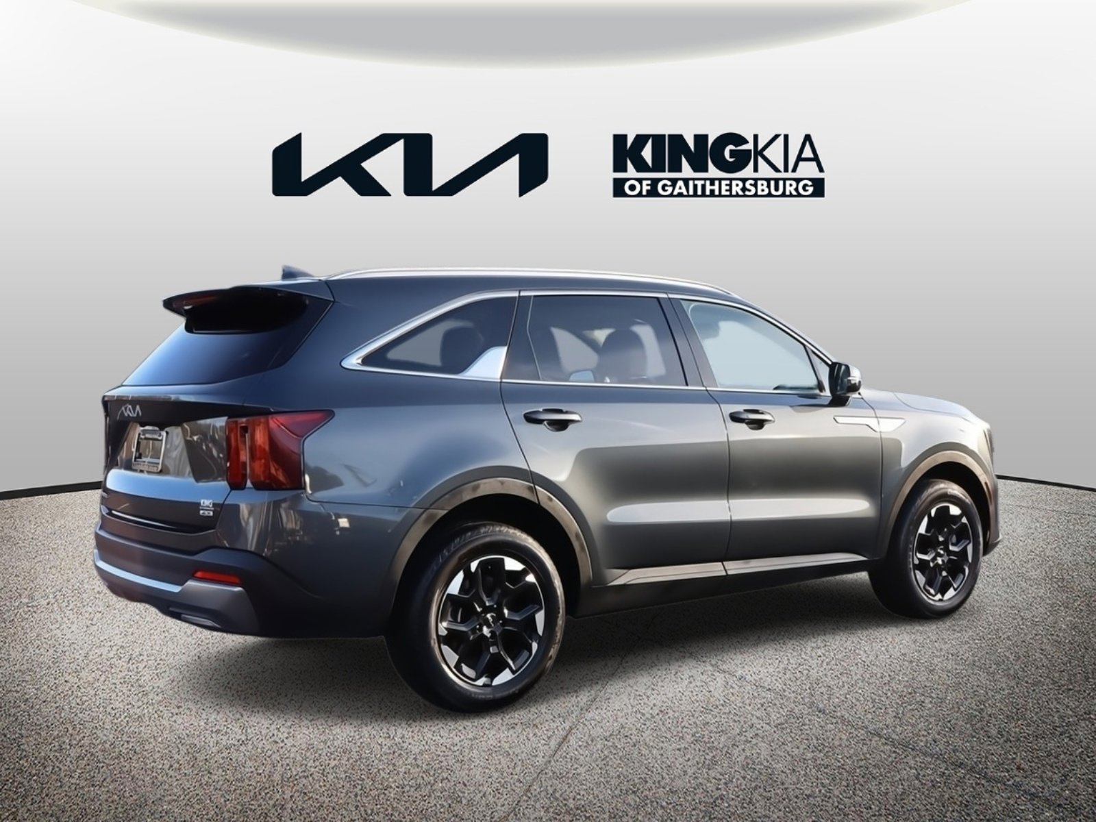 Certified 2025 Kia Sorento S image 3