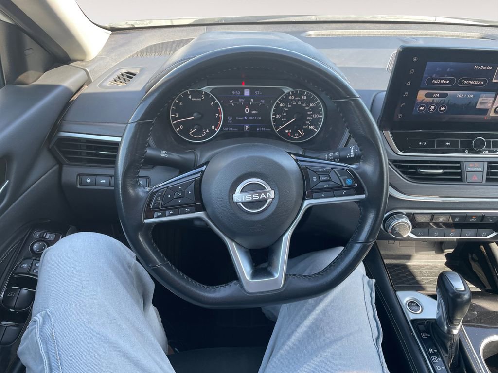 Used 2023 Nissan Altima 2.5 SV w/ SV Premium Package image 18