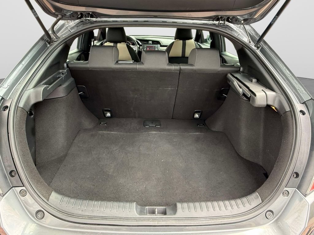 Used 2018 Honda Civic Sport image 8