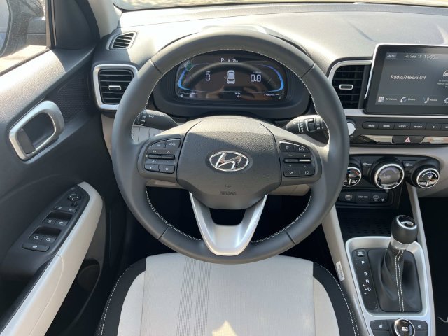 New 2026 Hyundai Venue SEL FWD image 13