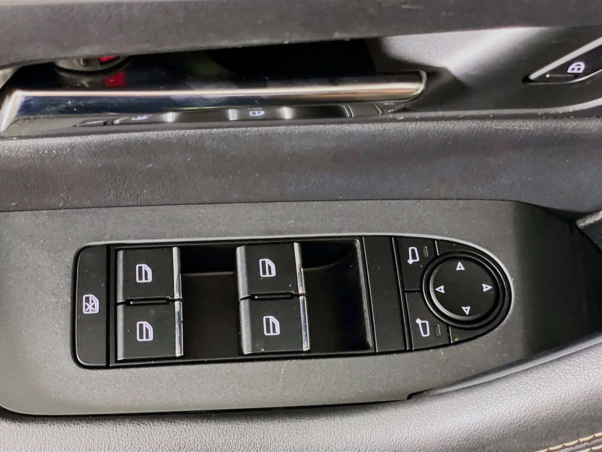 Used 2024 MAZDA CX-90 Plug-In Hybrid w/ Premium Pkg image 15