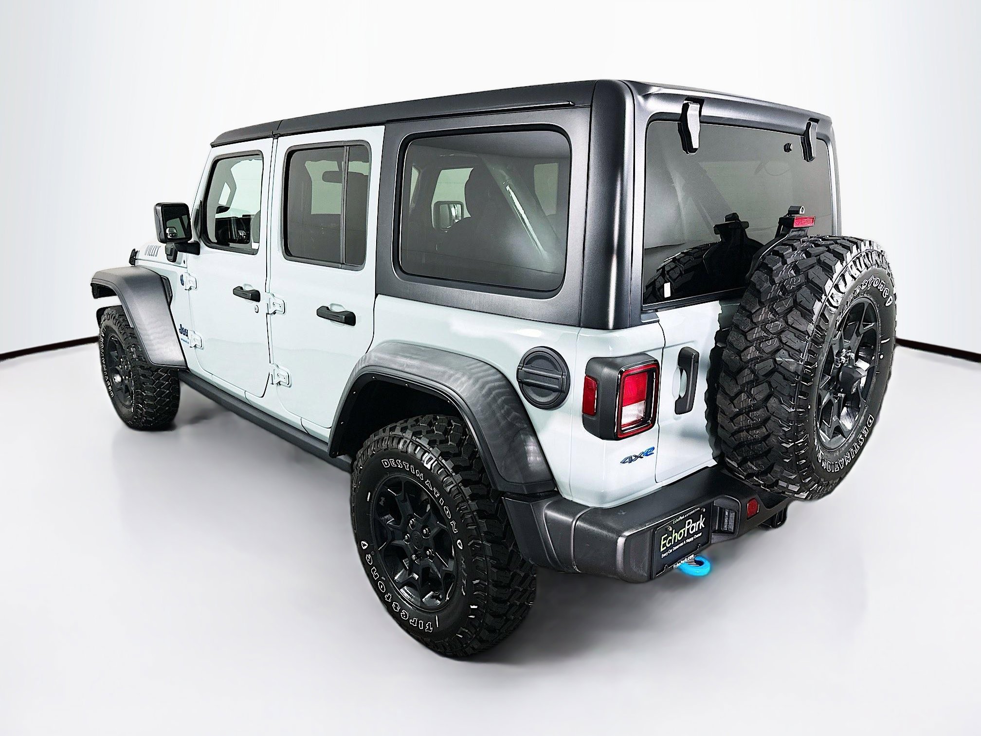 Used 2023 Jeep Wrangler Unlimited w/ Cold Weather Group AWD/4WD image 5
