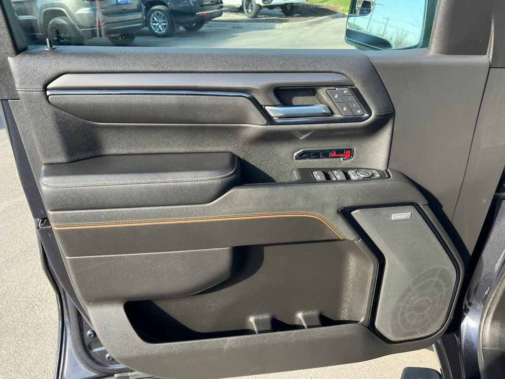 Used 2022 GMC Sierra 1500 AT4 image 19