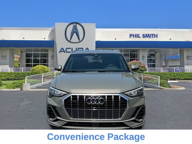 Used 2020 Audi Q3 2.0T Premium w/ Convenience Package AWD/4WD image 2