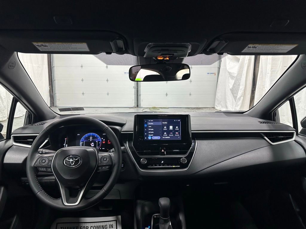 Used 2026 Toyota Corolla SE FWD image 40