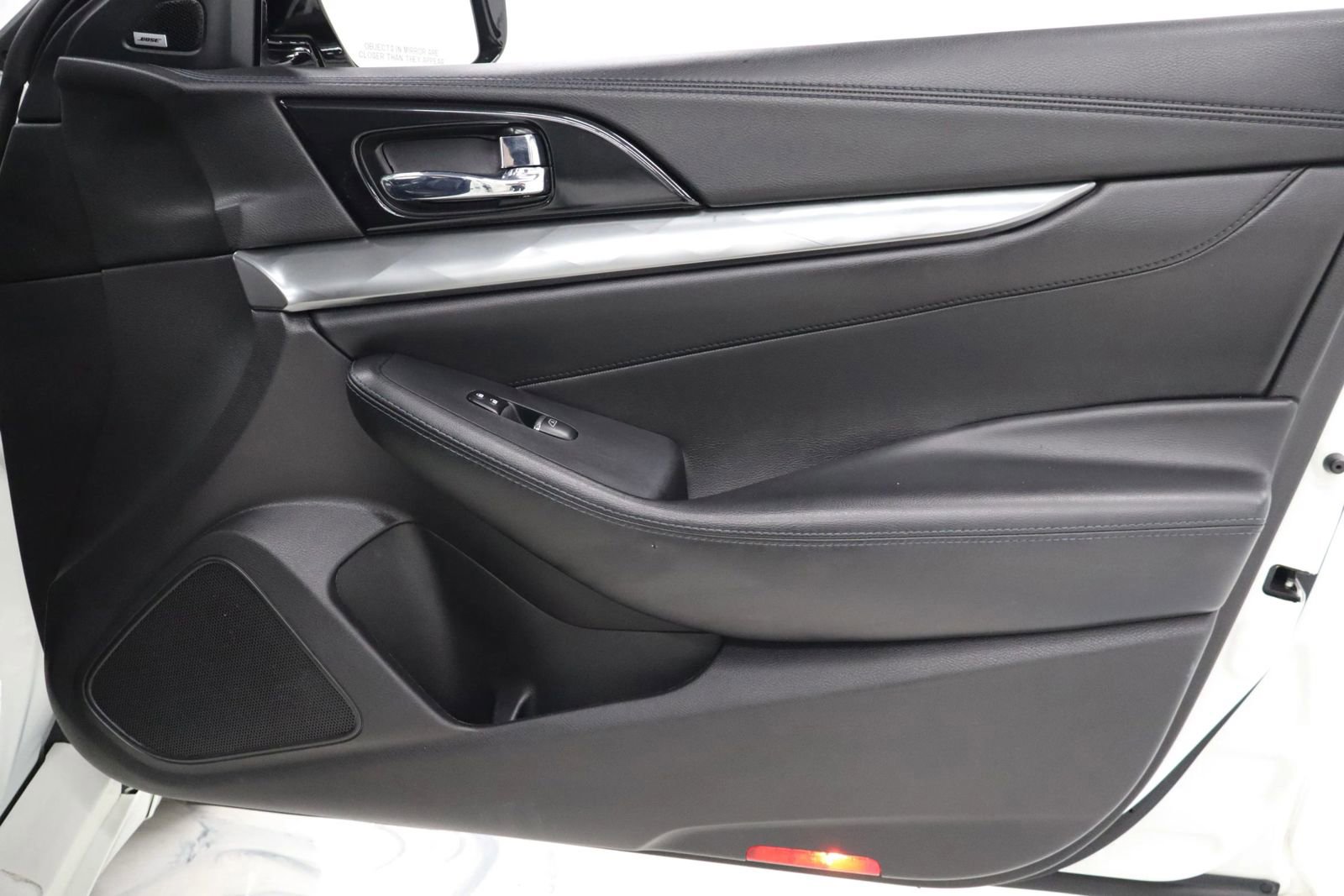 Used 2017 Nissan Maxima SR w/ Midnight Edition image 28