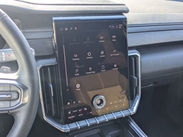 Used 2025 GMC Acadia Elevation image 20