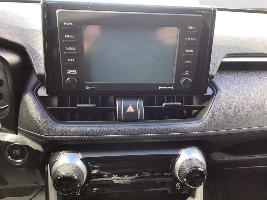 Used 2020 Toyota RAV4 XLE image 16