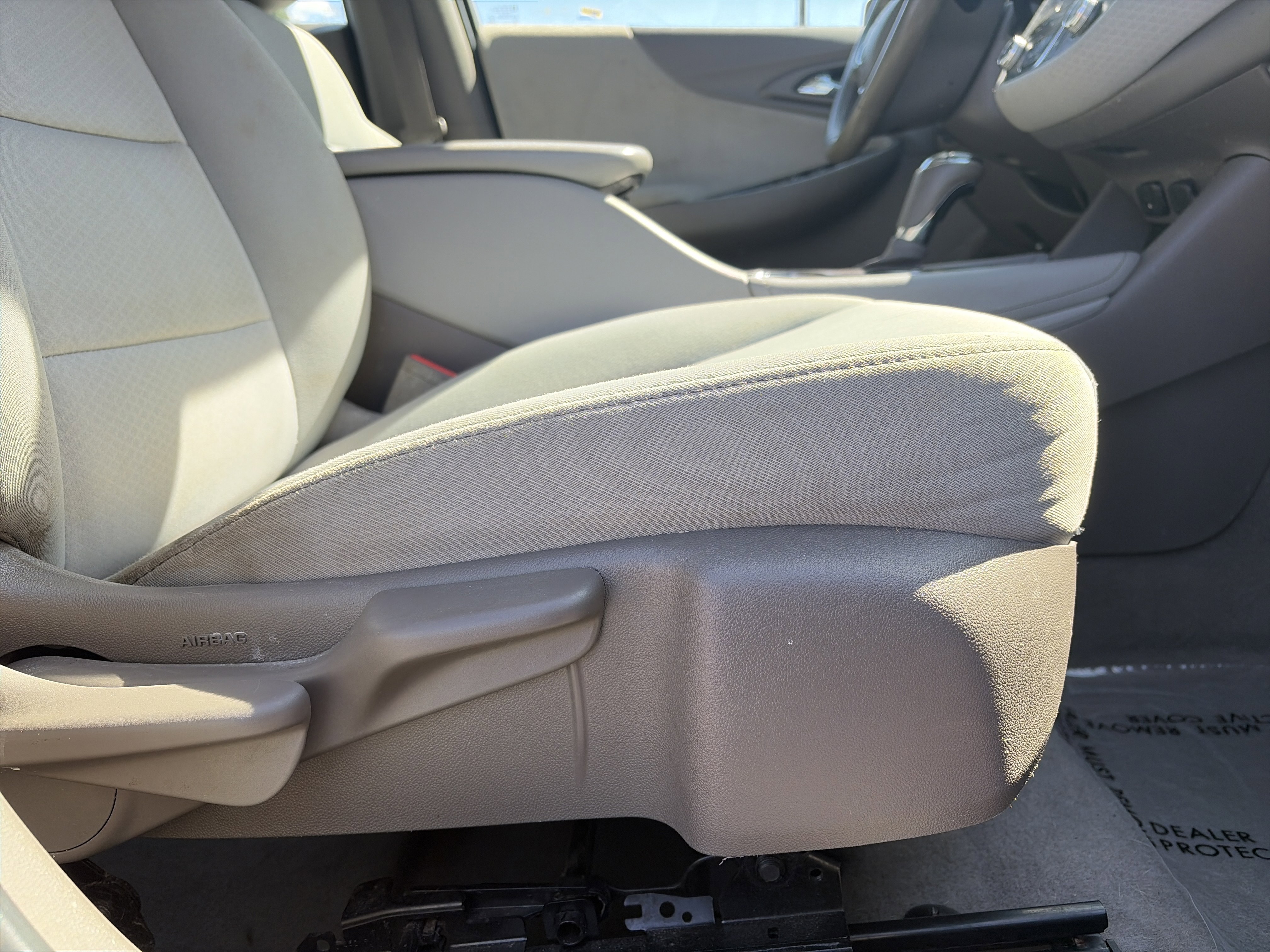 Used 2017 Chevrolet Malibu LT w/ Driver Confidence Package FWD image 30