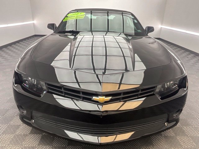 Used 2015 Chevrolet Camaro LT RWD image 4