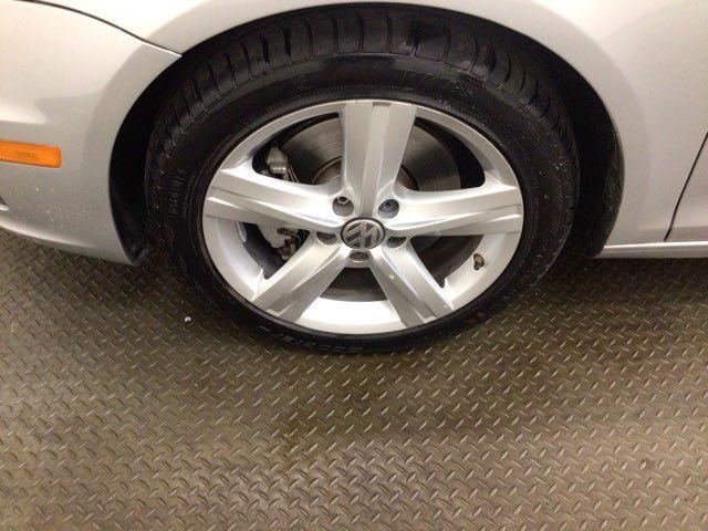 Used 2012 Volkswagen Eos Lux image 25