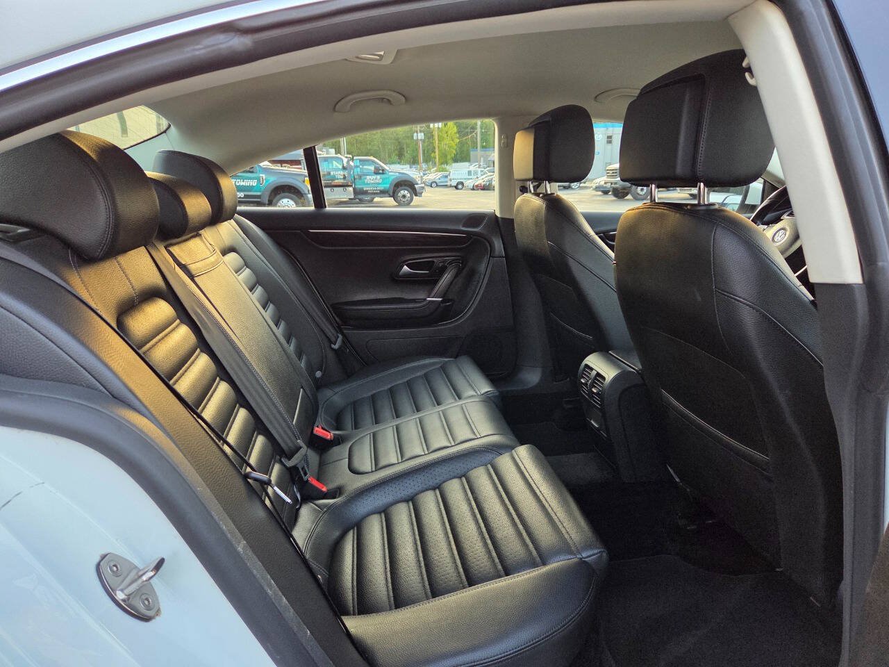Used 2017 Volkswagen CC Sport FWD image 18