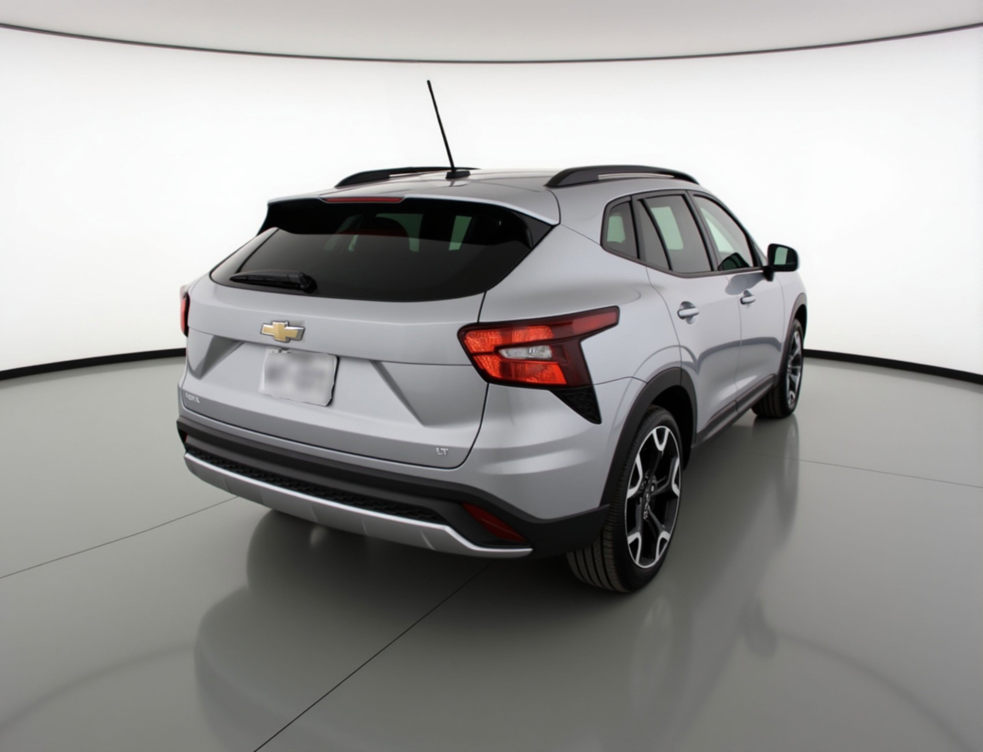 Used 2025 Chevrolet Trax LT image 9