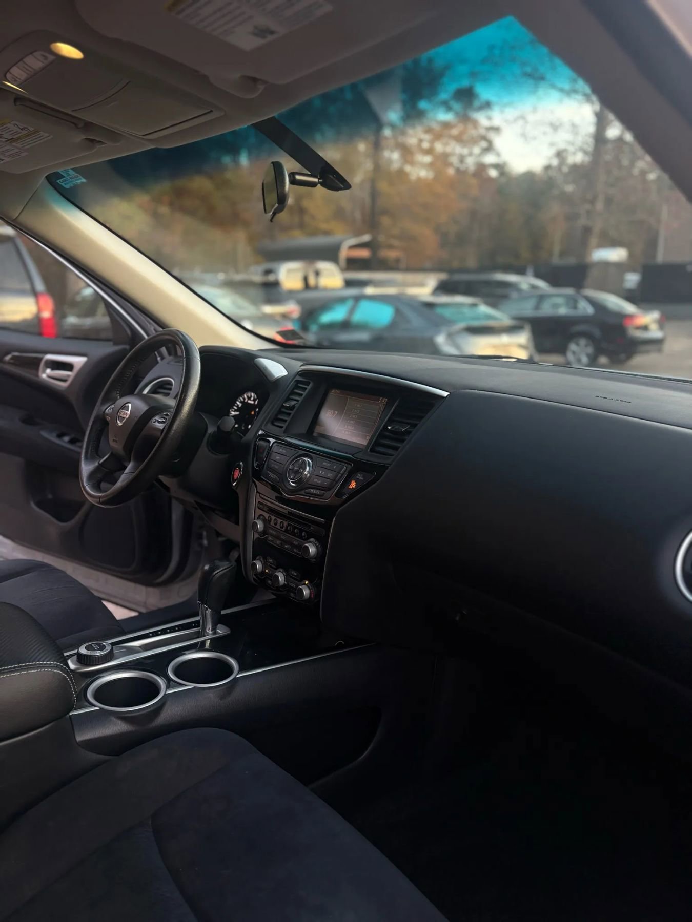 Used 2013 Nissan Pathfinder SV image 21