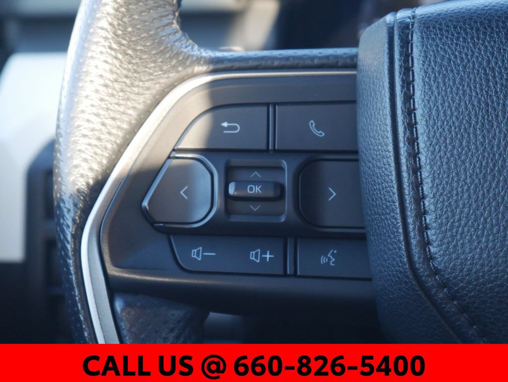 Used 2024 Toyota Tacoma TRD Off-Road AWD/4WD image 39