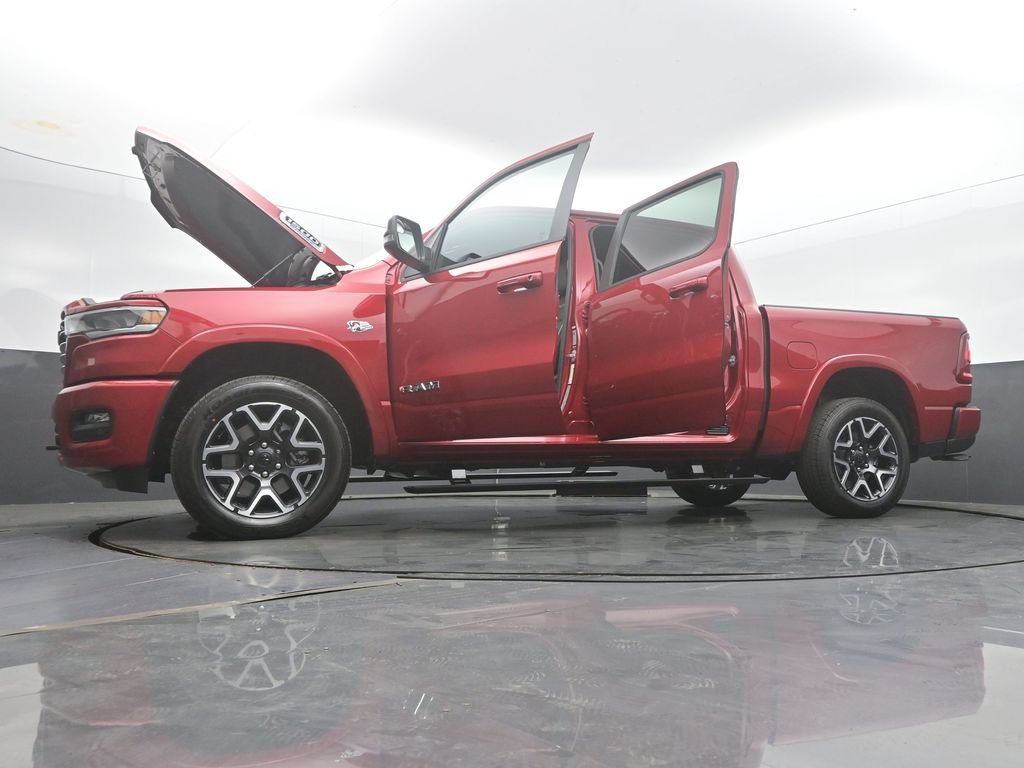 New 2026 RAM 1500 Laramie AWD/4WD image 57