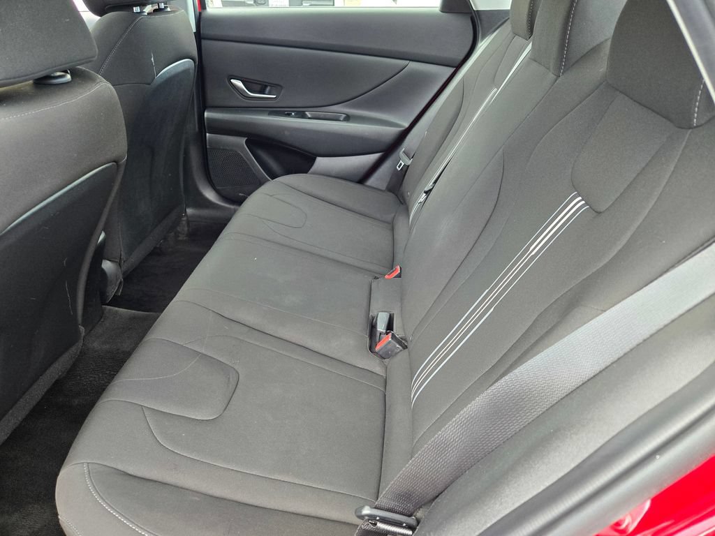 Used 2023 Hyundai Elantra SEL w/ Convenience Package FWD image 24