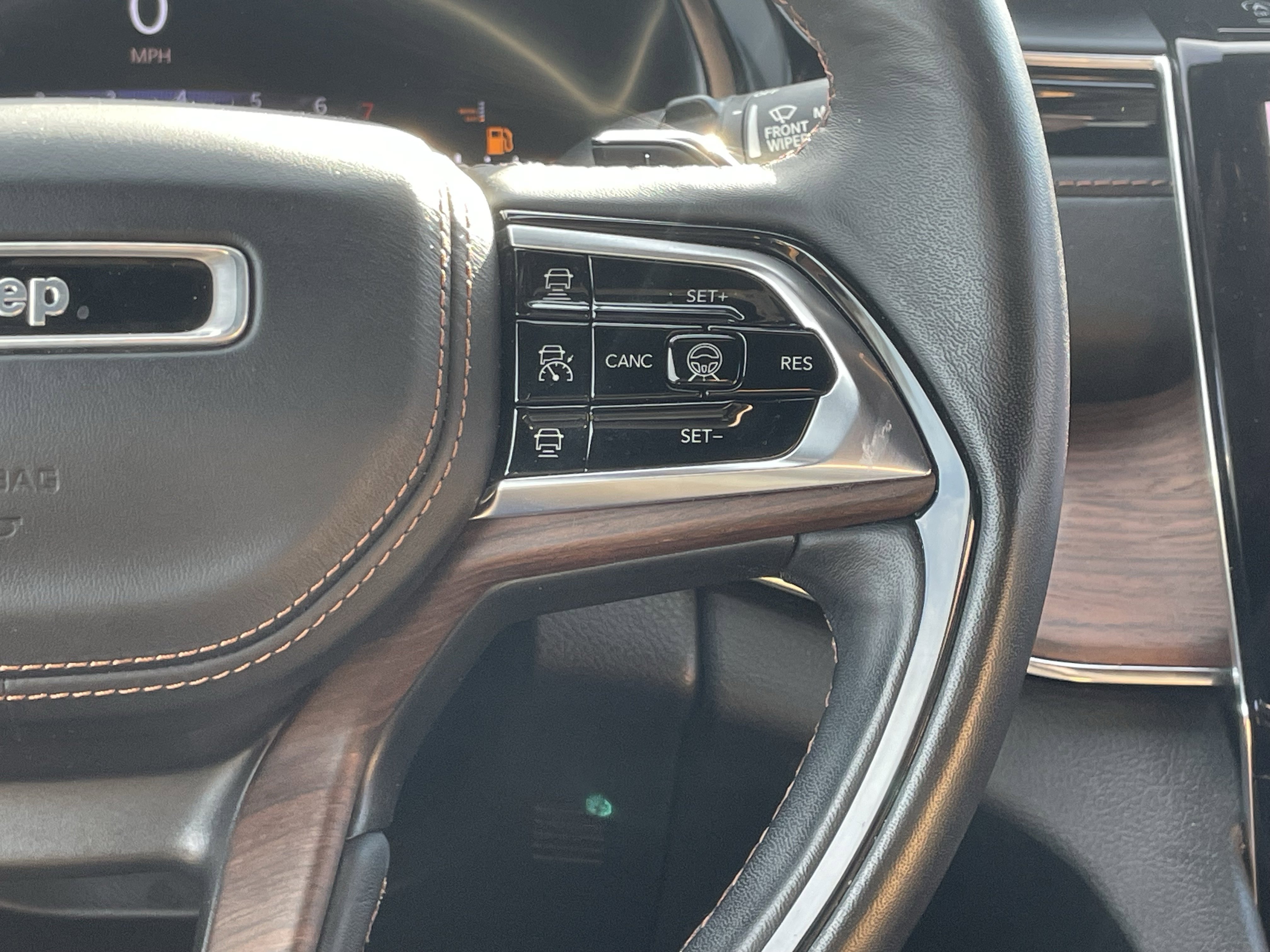 Used 2023 Jeep Grand Cherokee L Summit w/ Advanced Protech Group IV image 20