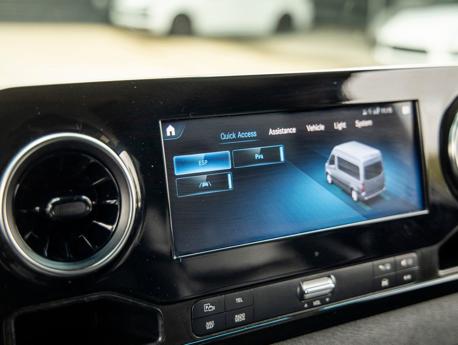 Used 2020 Mercedes-Benz Sprinter 2500 image 27