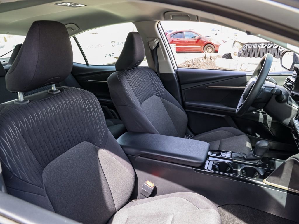 Used 2025 Toyota Camry LE FWD image 20